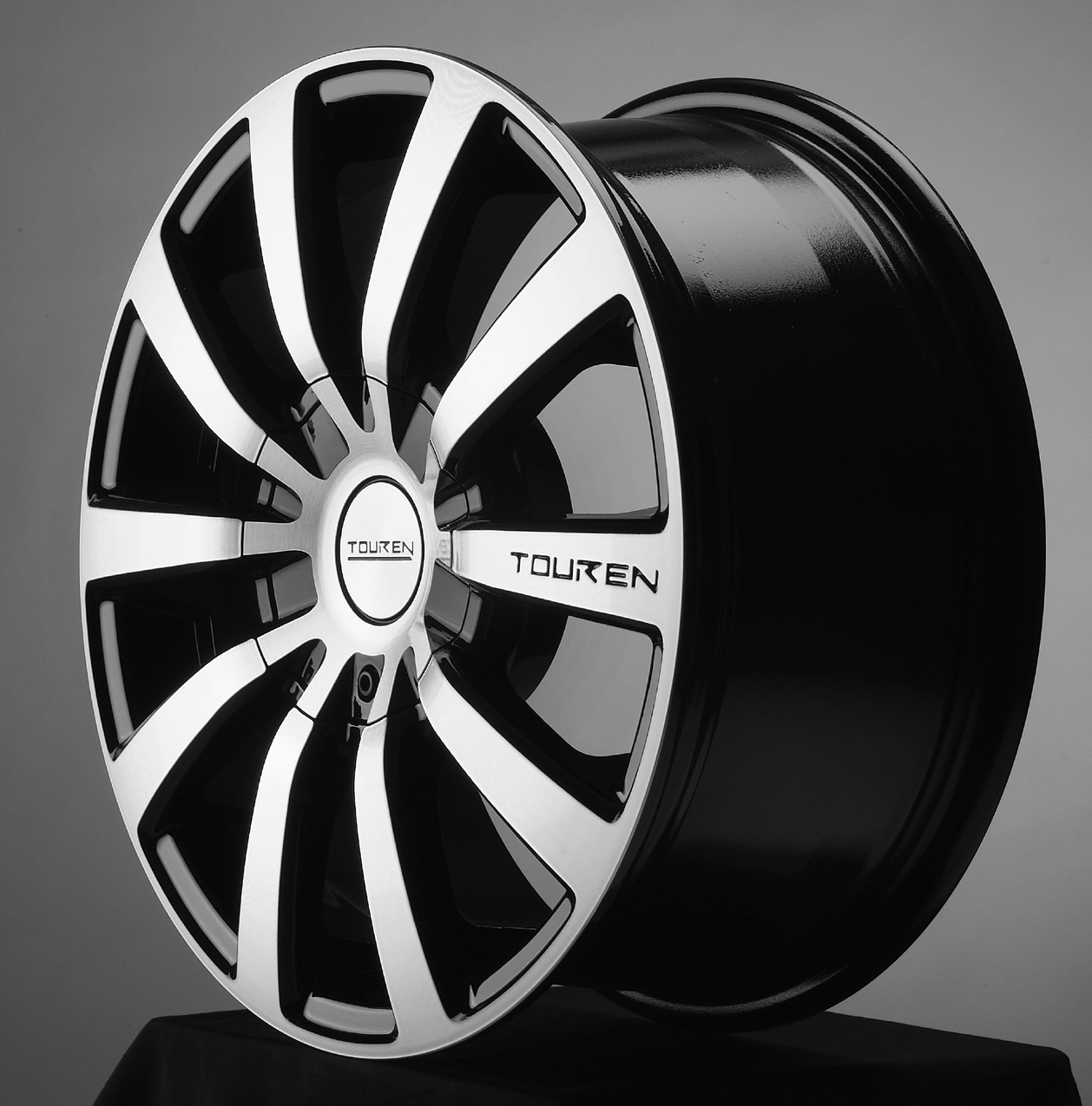 미국 메이헴 토렌I (TOUREN)3130 블랙폴리쉬
